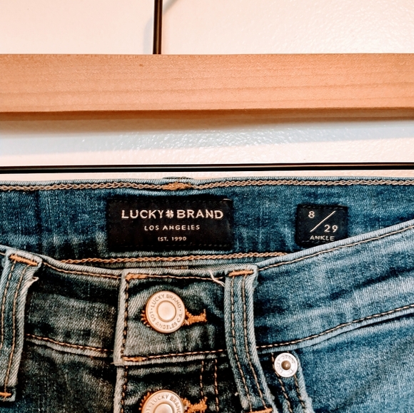 Lucky brand ankle length skinny jeans, high waisted with button up front size 8 - Picture 5 of 5